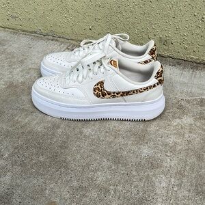 Nike women’s court vision alta sneaker